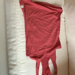 Vuori red lux performance tank